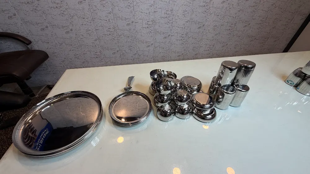 Stainless steel dinner set  42 pieces 