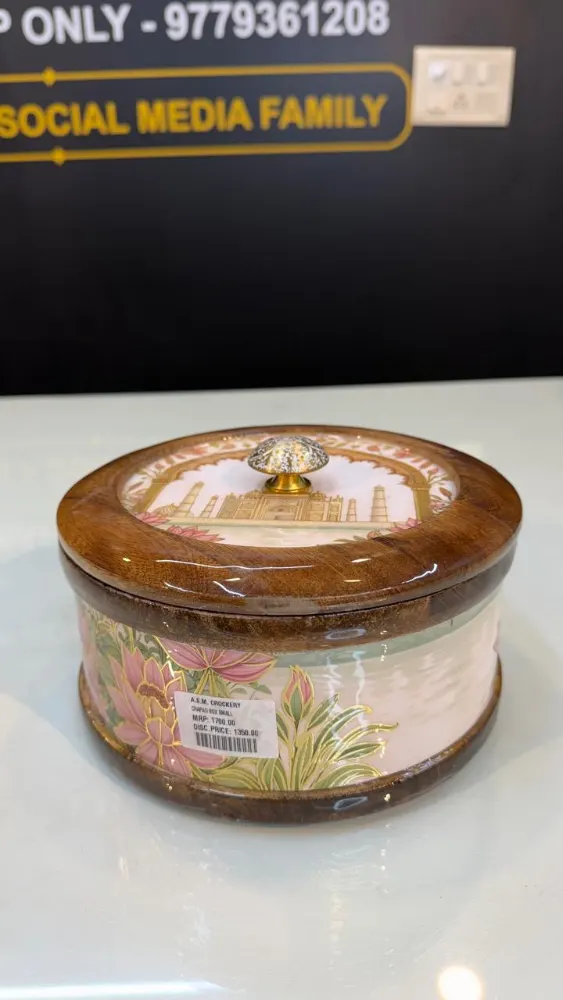 Wooden Chapati box / casserole Taj Mahal Design